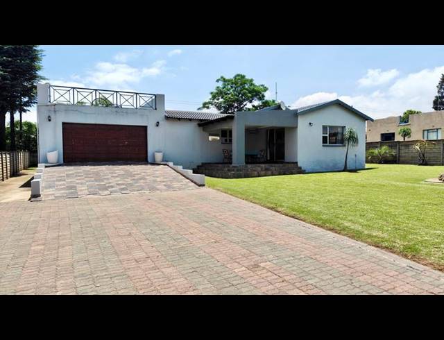 3 BEDROOM HOUSE FOR SALE IN VAAL MARINA